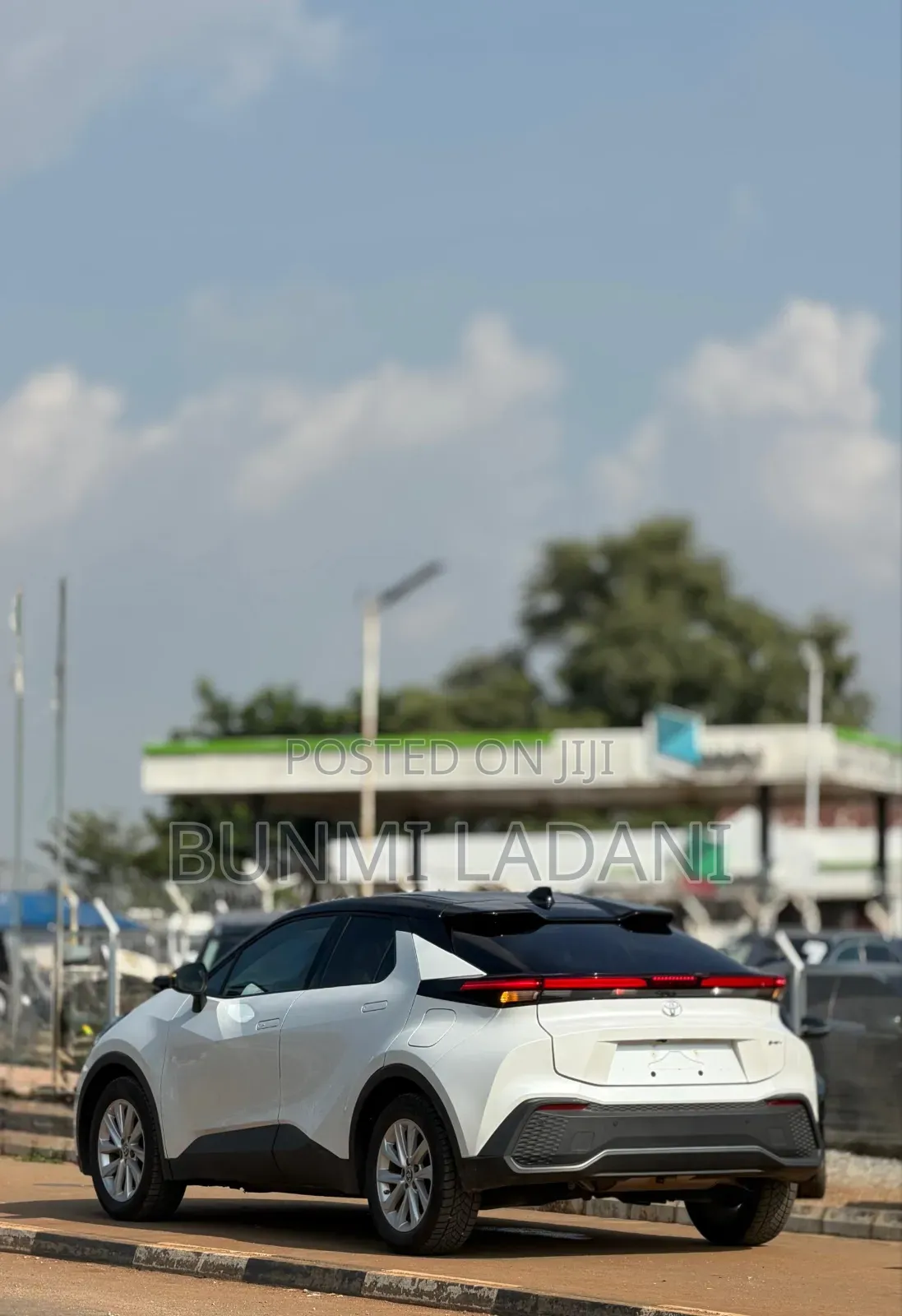 Toyota C-HR 2026 White