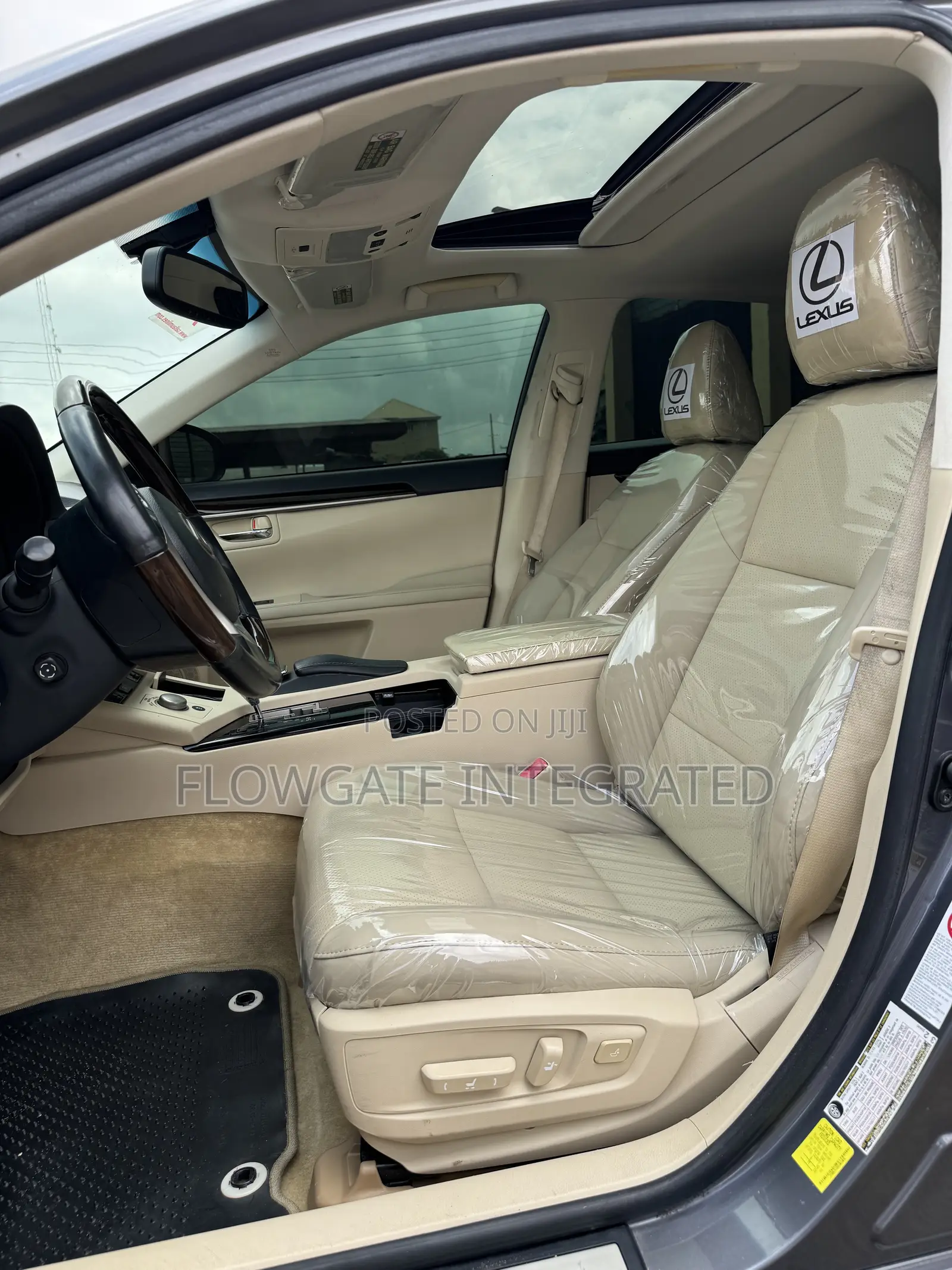 Lexus ES 350 FWD 2014 Gray