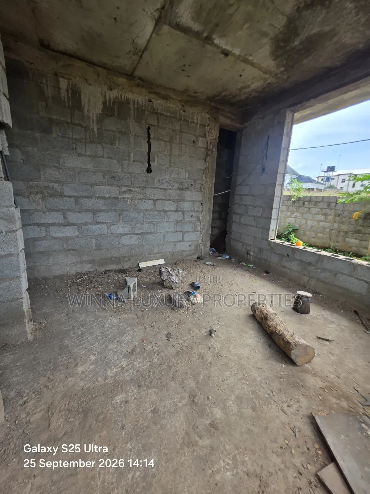 6bdrm Duplex in Kukwaba, Kaura for sale