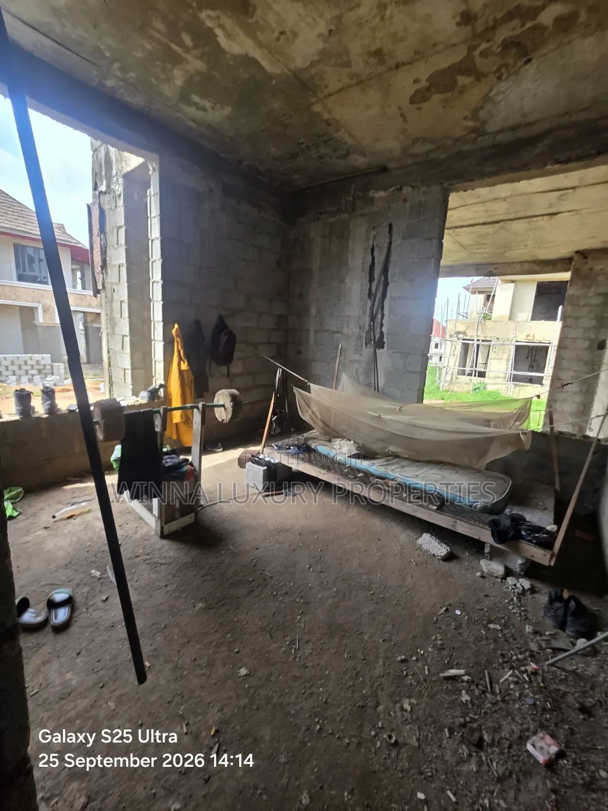 6bdrm Duplex in Kukwaba, Kaura for sale