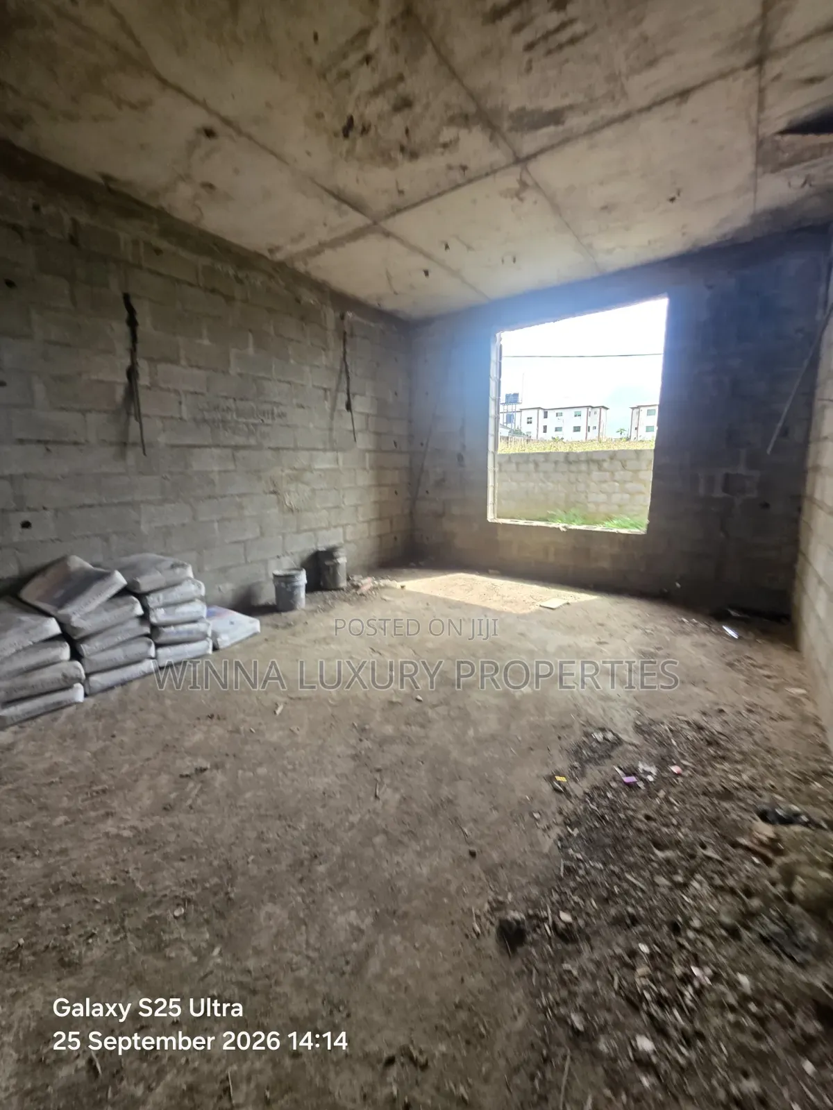 6bdrm Duplex in Kukwaba, Kaura for sale