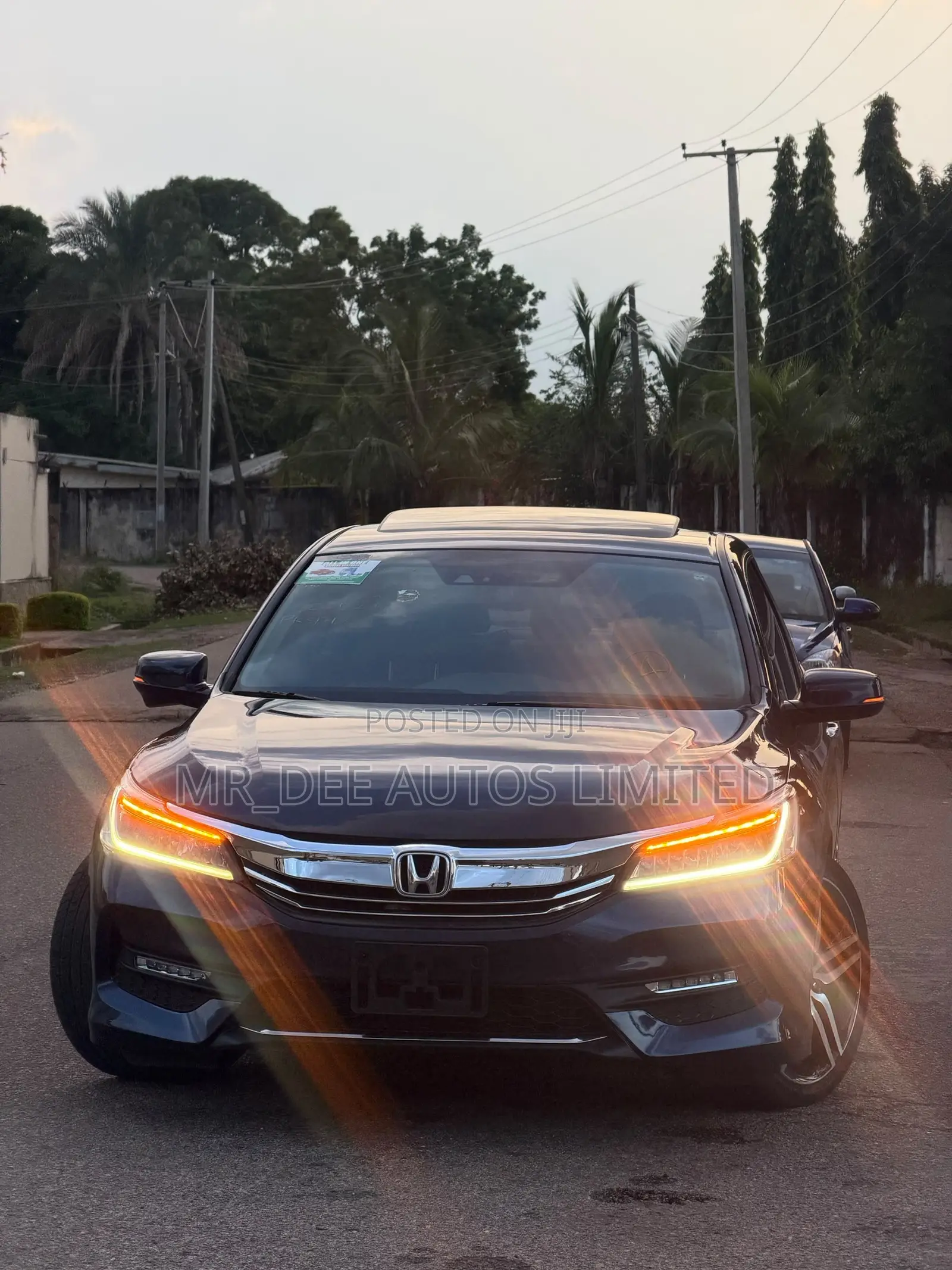 Honda Accord Touring V6 4dr Sedan FWD (3.5L 6cyl 6A) 2017 Gray