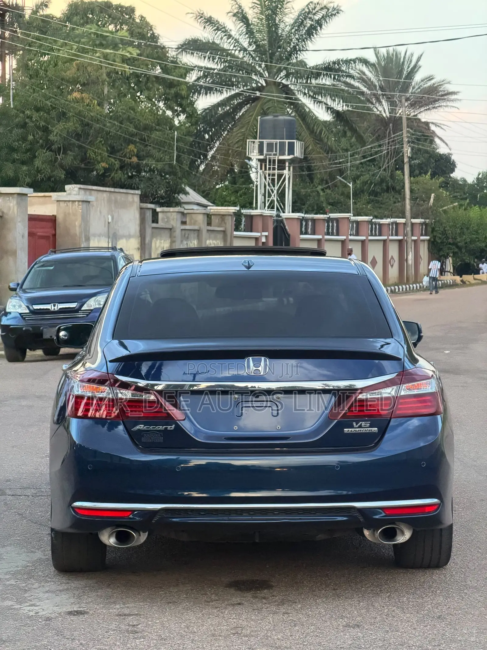 Honda Accord Touring V6 4dr Sedan FWD (3.5L 6cyl 6A) 2017 Gray