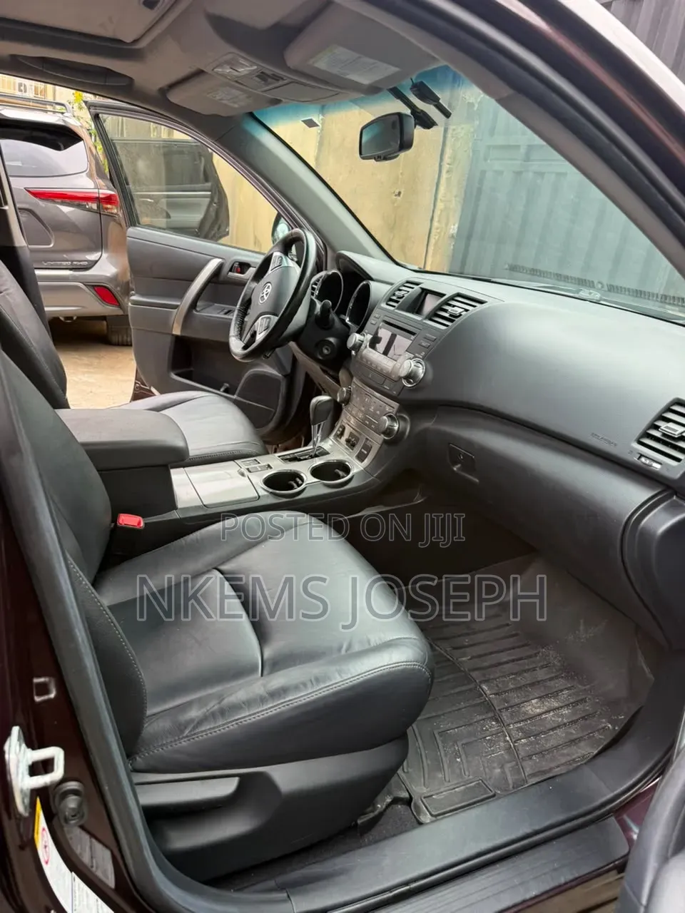 Toyota Highlander 3.5L 4WD 2013 Beige