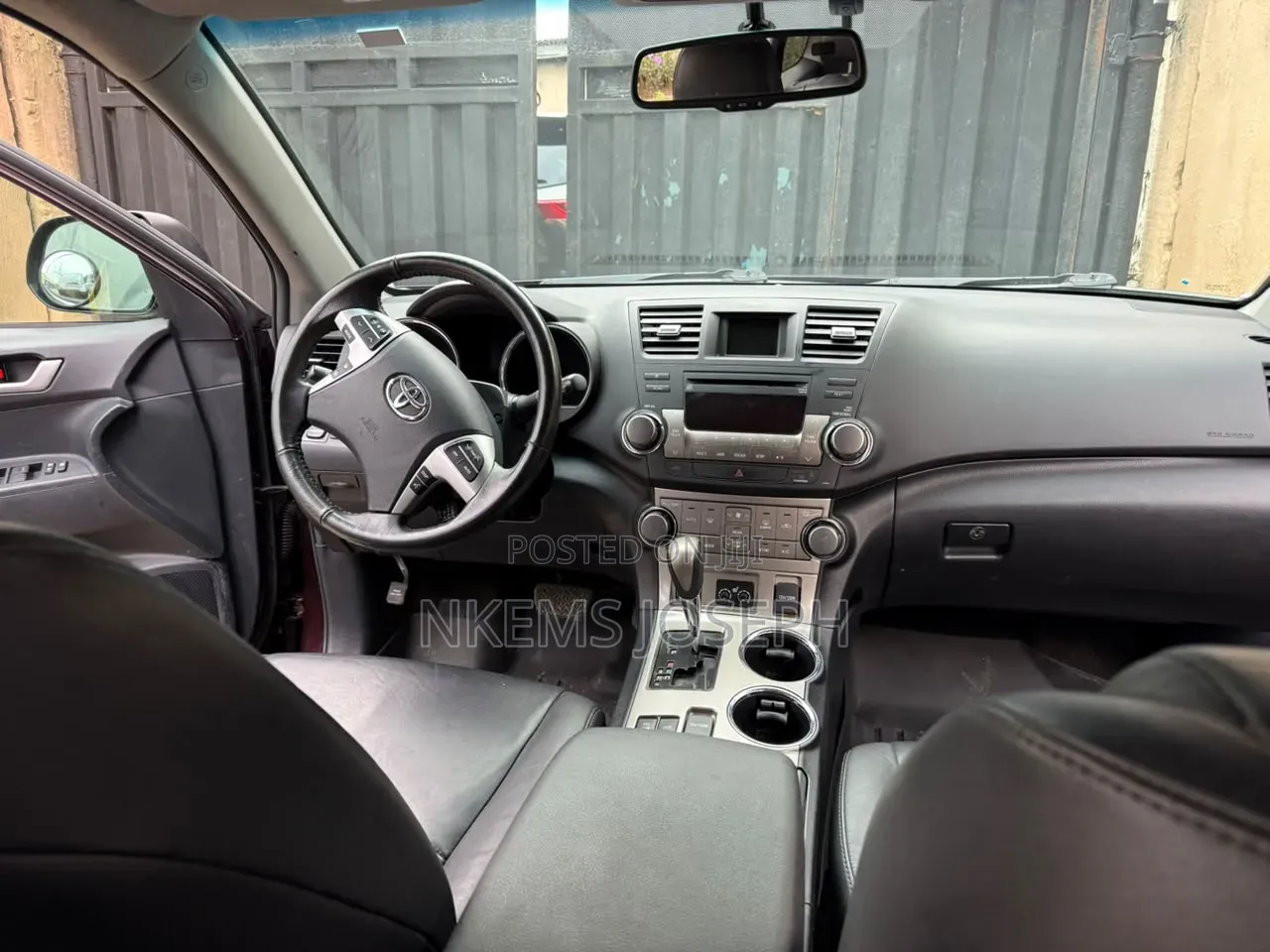 Toyota Highlander 3.5L 4WD 2013 Beige