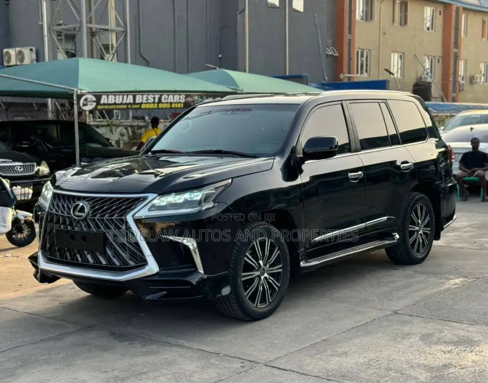Lexus LX 570 2011 Black