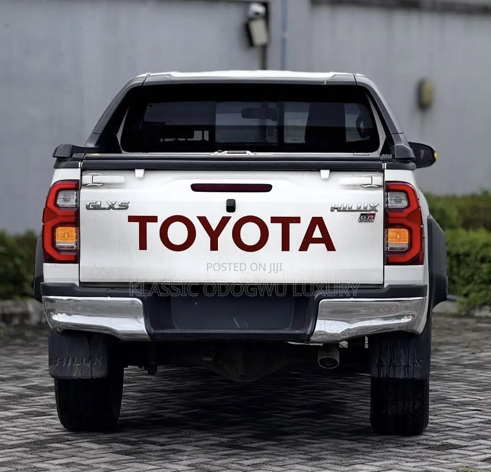 Toyota Hilux Revo Smart Cab Deisel 2.4 AWD 2020 White