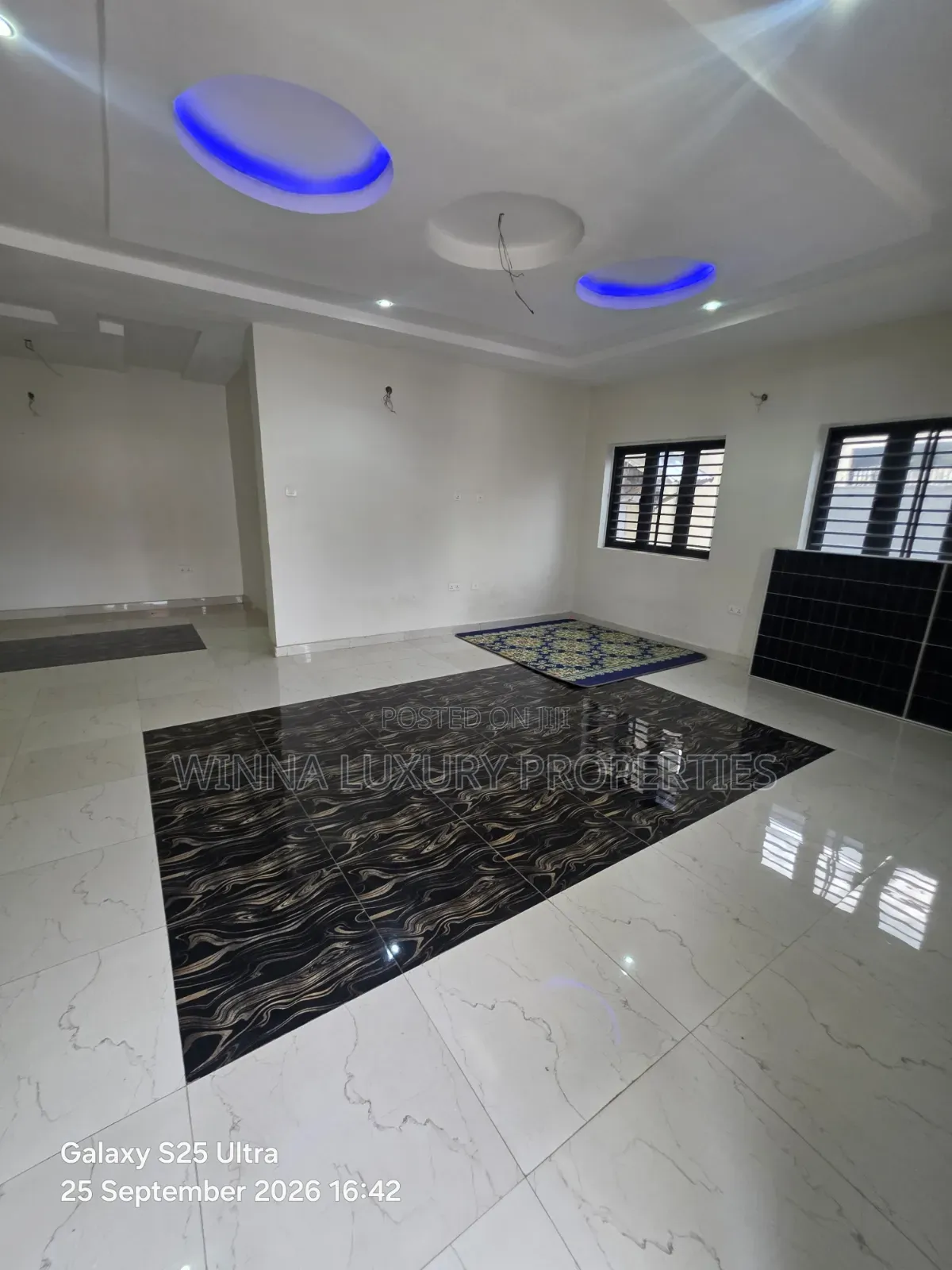 4bdrm Bungalow in Light Gold, Lugbe District for sale