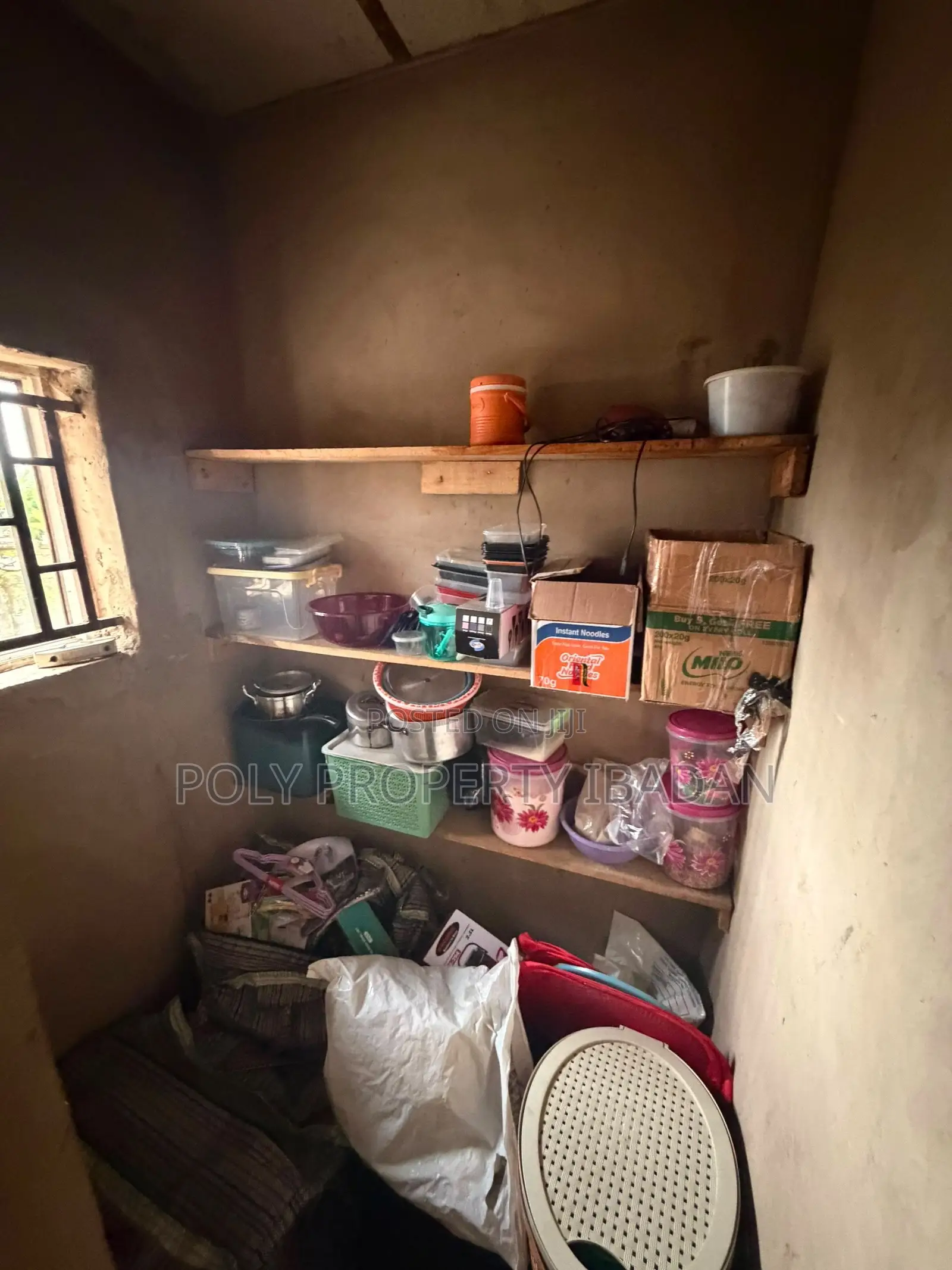 1bdrm Bungalow in Ibadan for sale