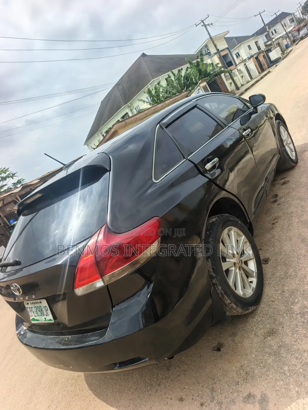 Toyota Venza LE 2010 Black