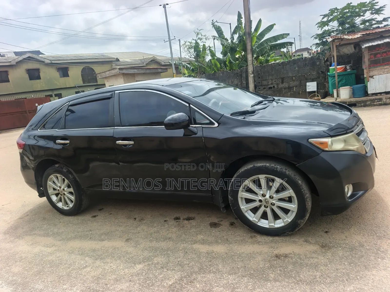 Toyota Venza LE 2010 Black