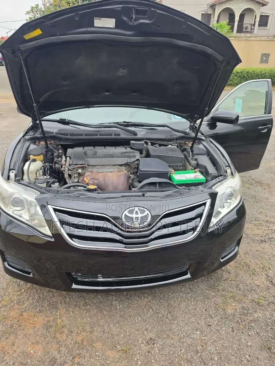 Toyota Camry LE 4dr Sedan (2.5L 4cyl 6A) 2011 Black