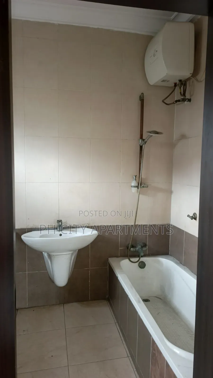 6bdrm Duplex in GRA Phase 2 / Port-Harcourt for rent