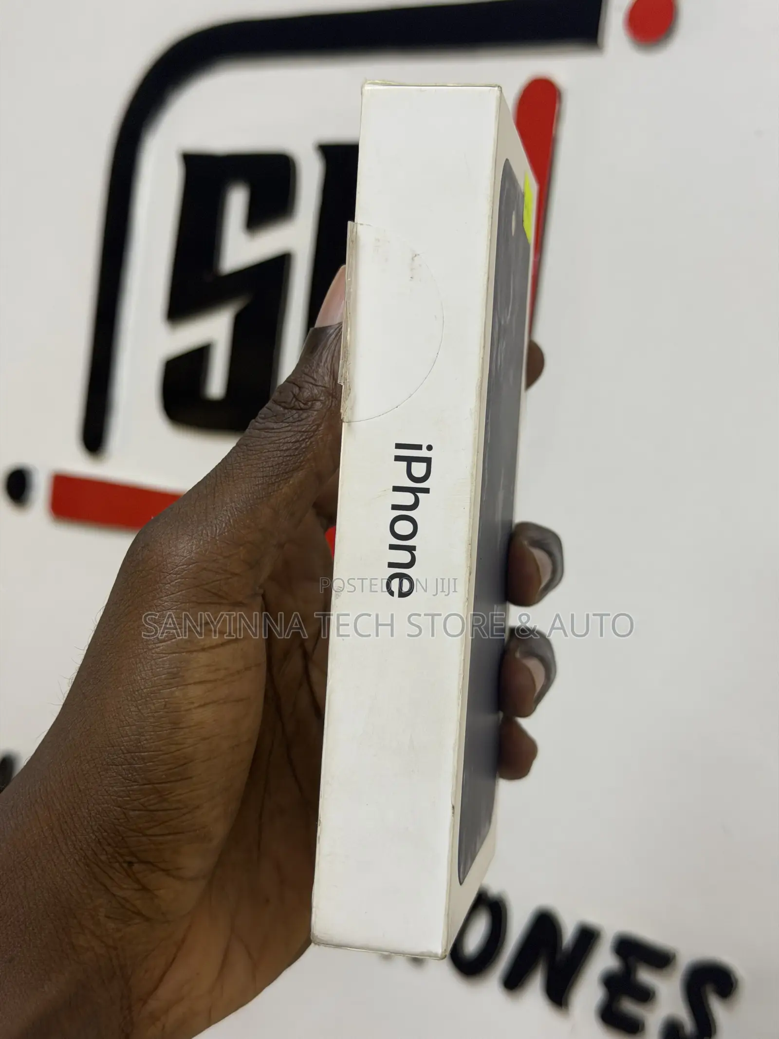 New Apple iPhone 13 128 GB Black
