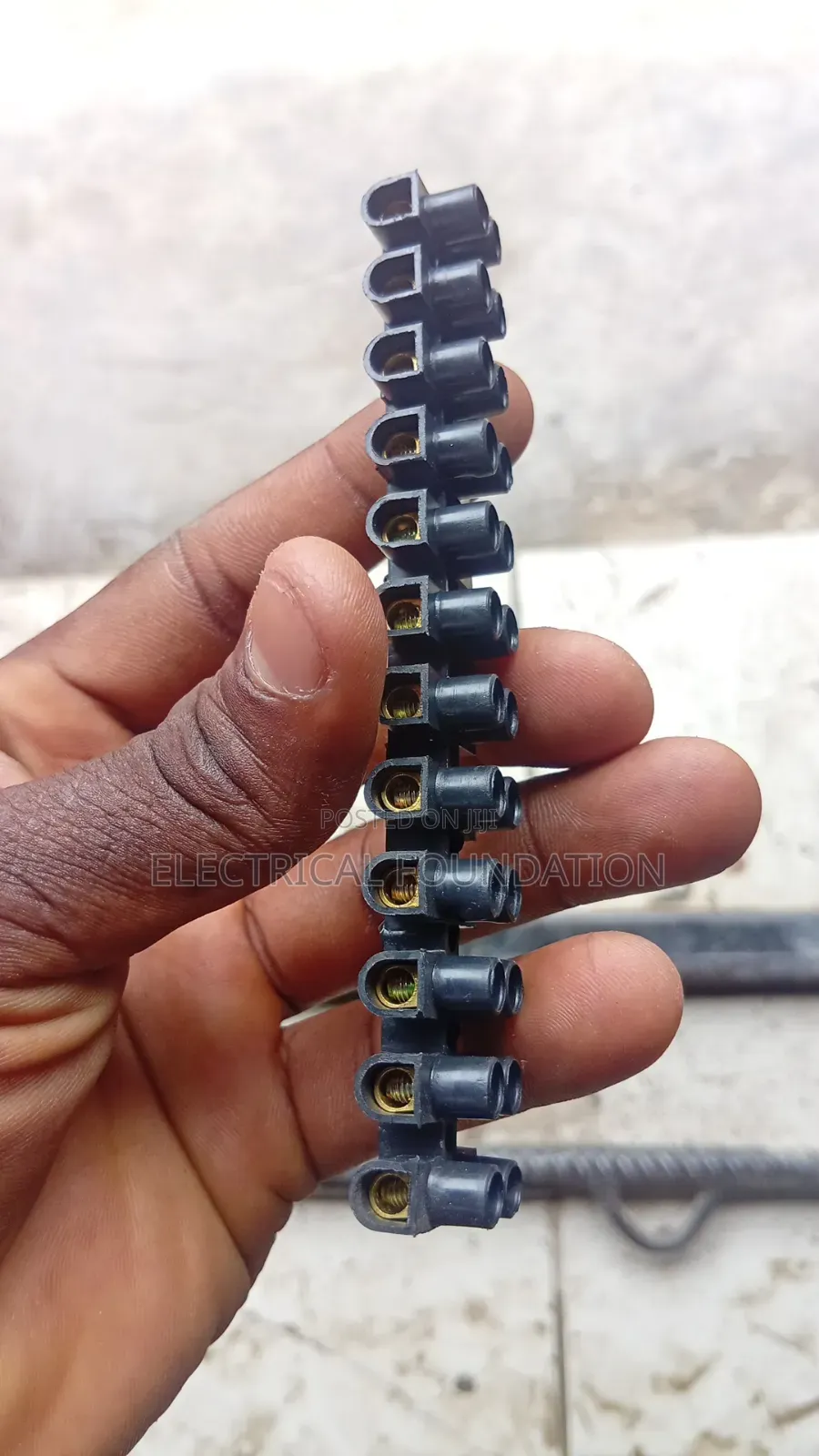 2.5mm Cable Connector Black Colour