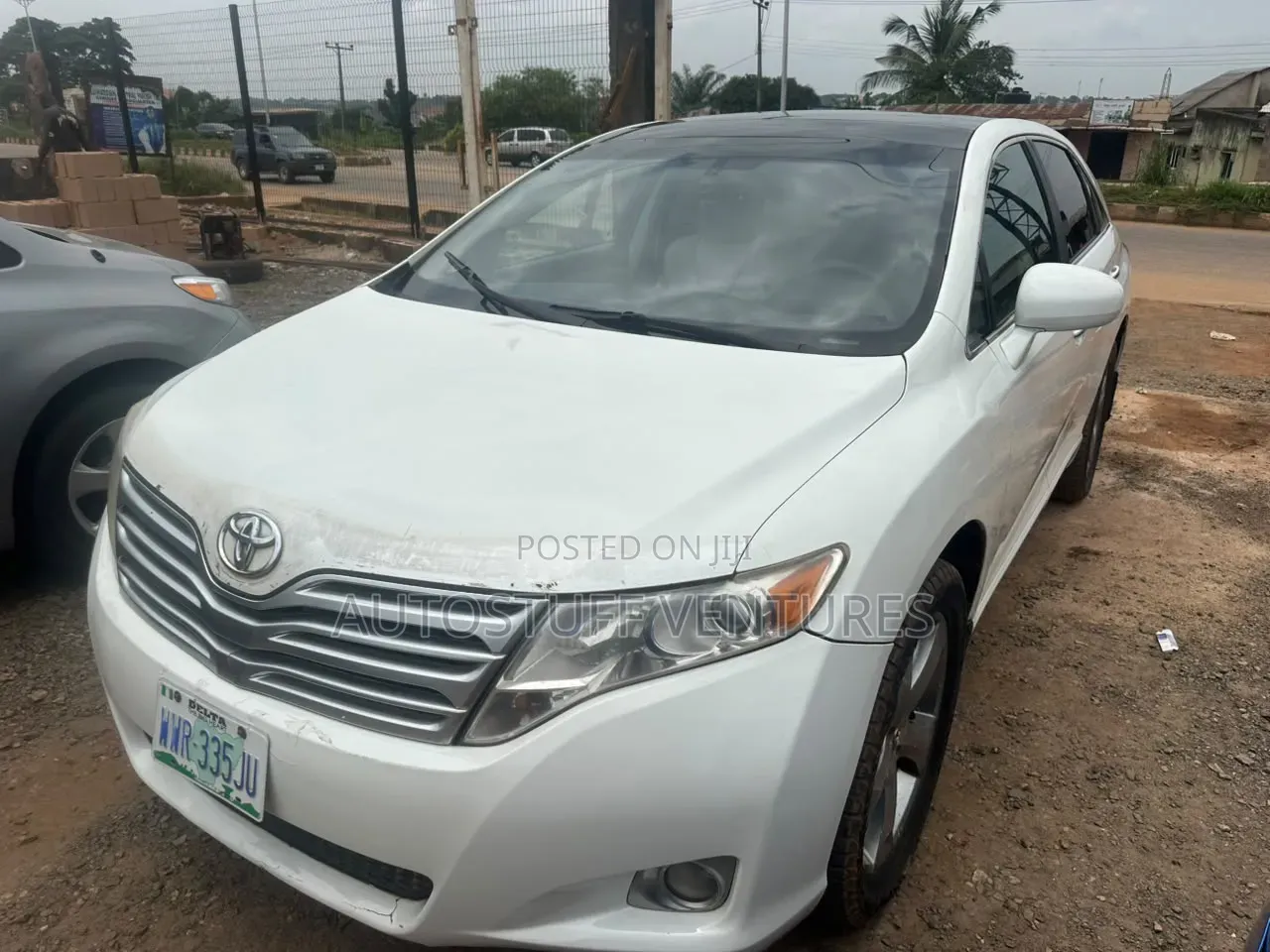 Toyota Venza XLE 2011 White