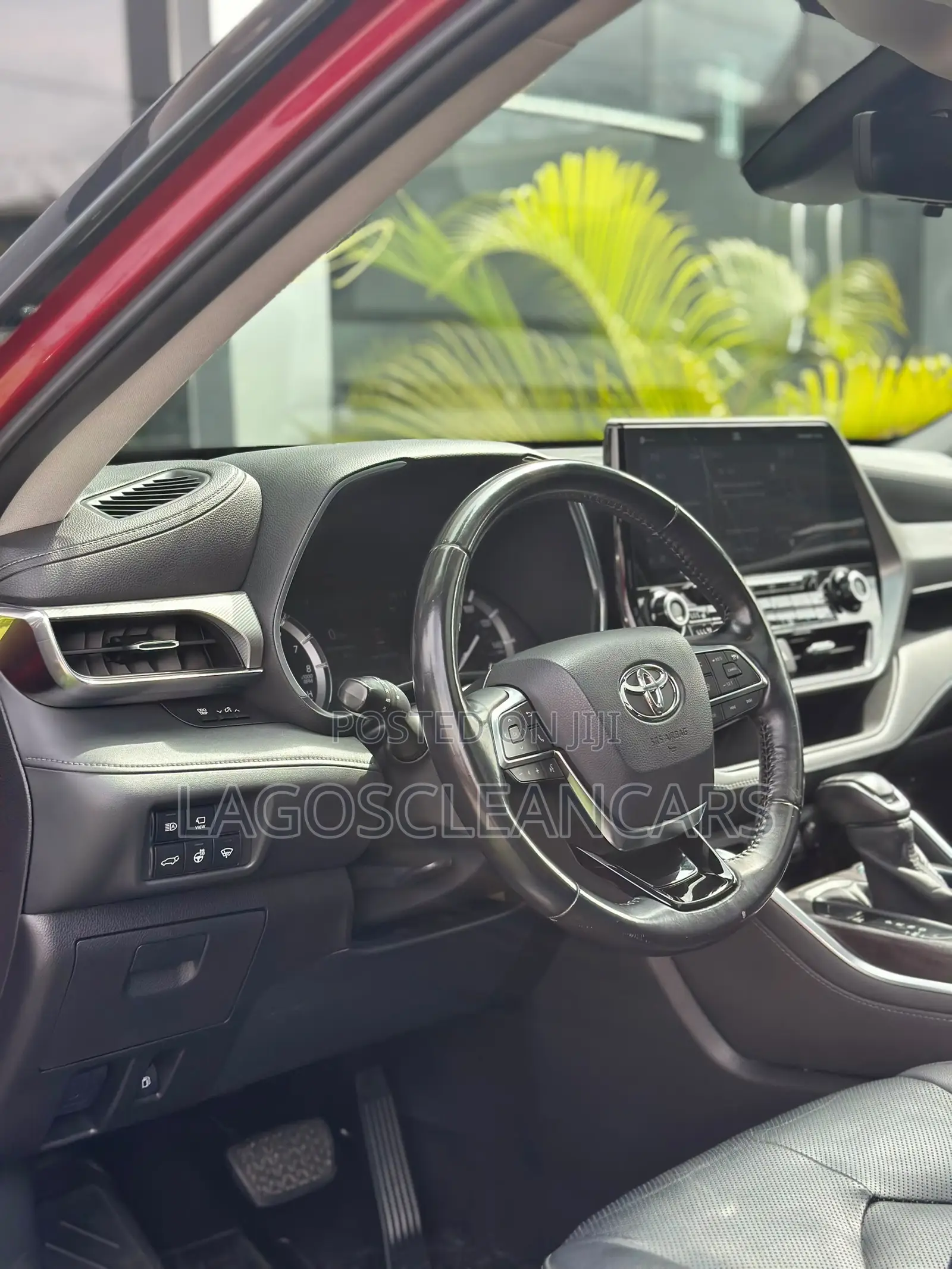 Toyota Highlander Platinum 2021 Red