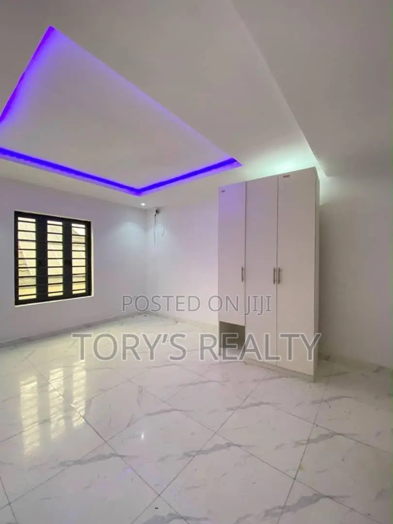 2bdrm Apartment in Ologolo for sale
