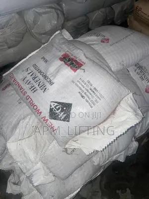 25kg Brown Anti Skid Sand or Abrasive Mineral Material Sandblasting