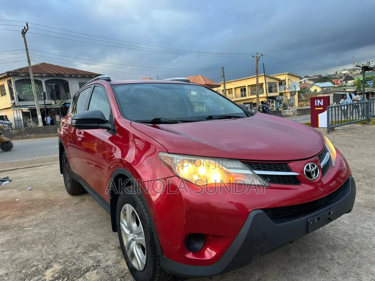 Toyota RAV4 2015 Red