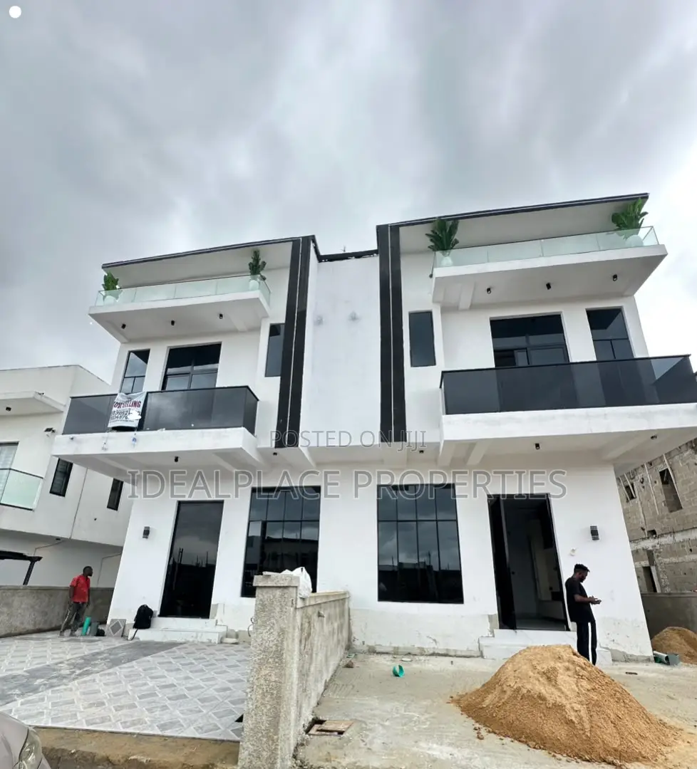 4bdrm Duplex in Ajah for sale