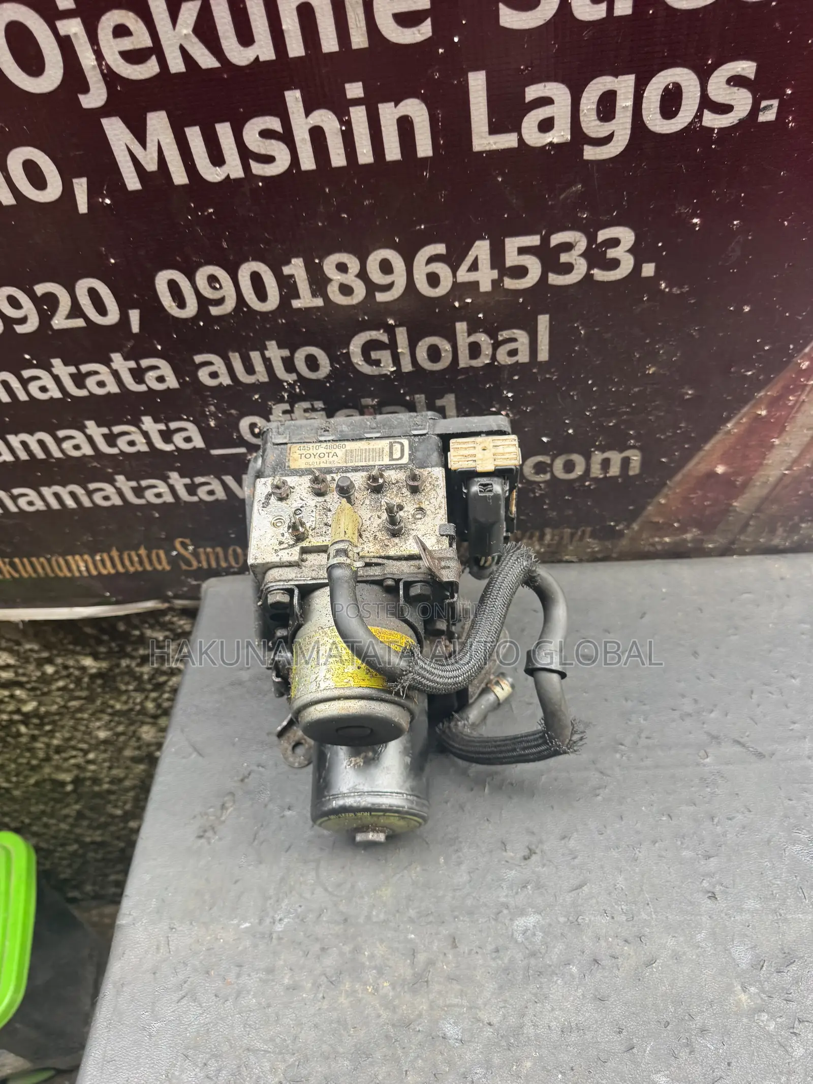 Lexus RX400h ABS Pump 2006–2008