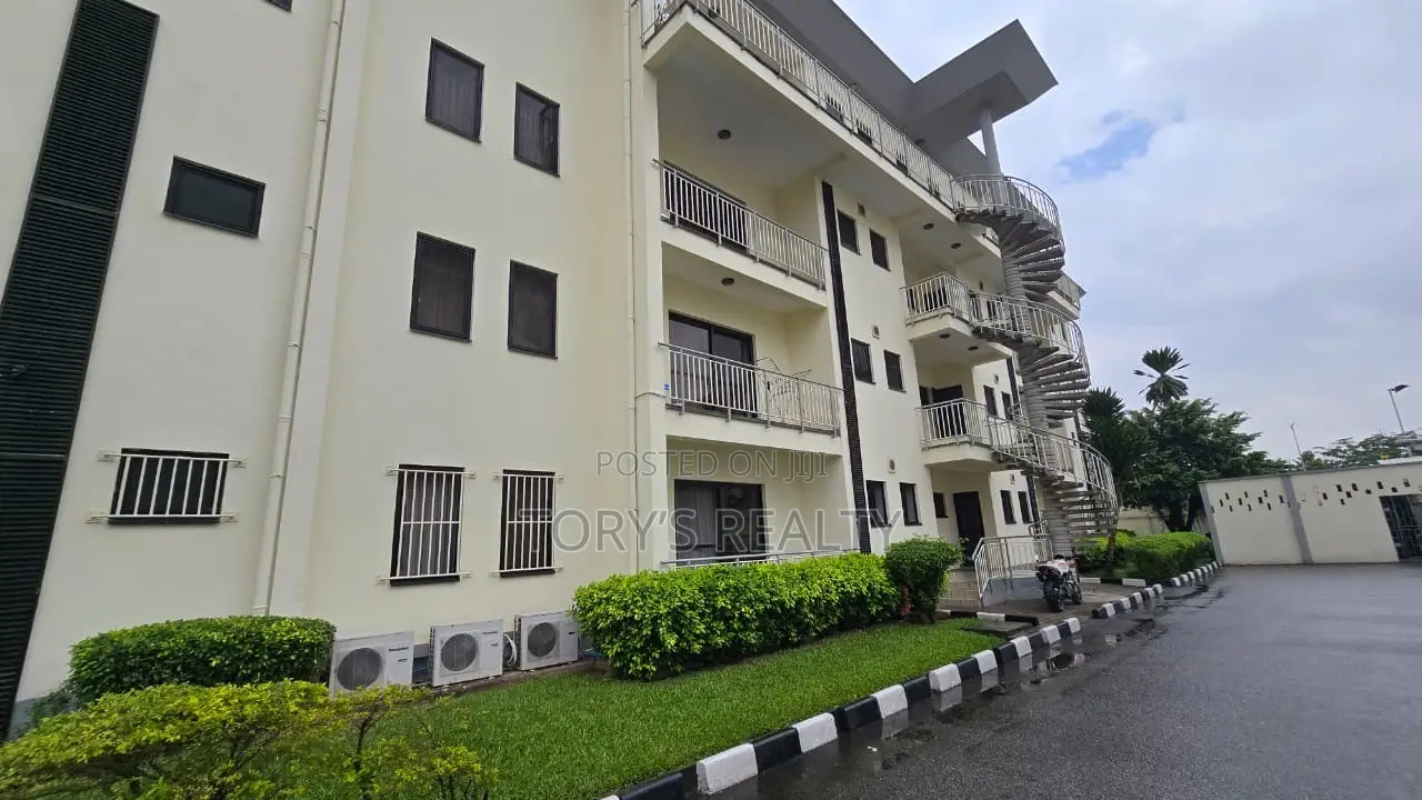 3bdrm Apartment in Ikoyi S.W for rent