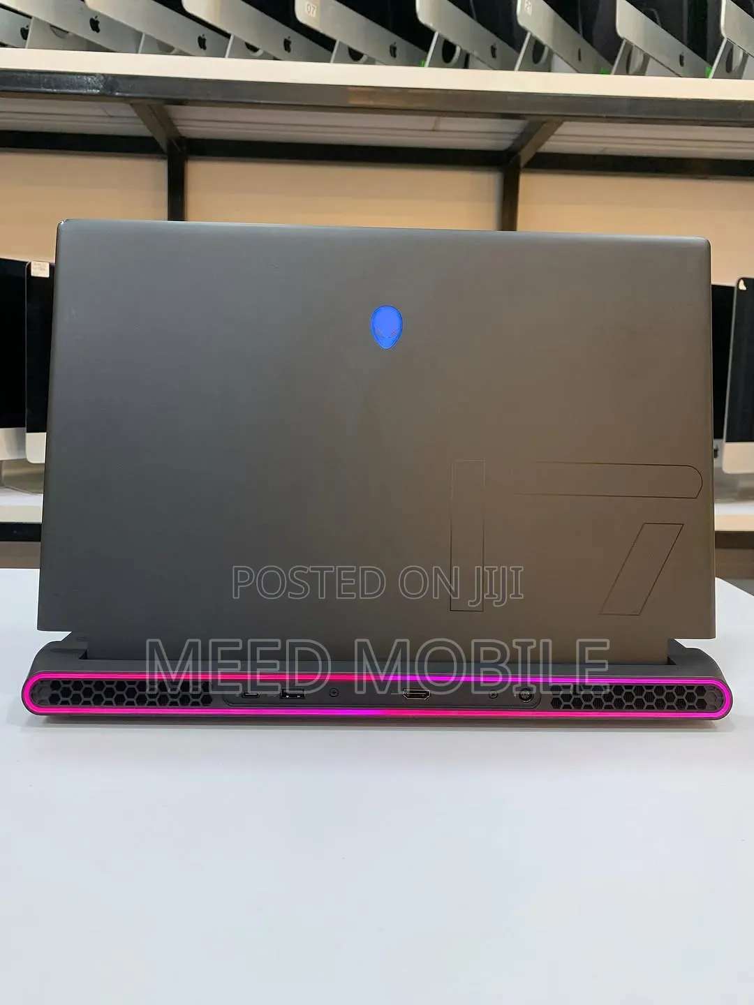Laptop Alienware m17 R5 16GB AMD Ryzen 7 SSD 1T