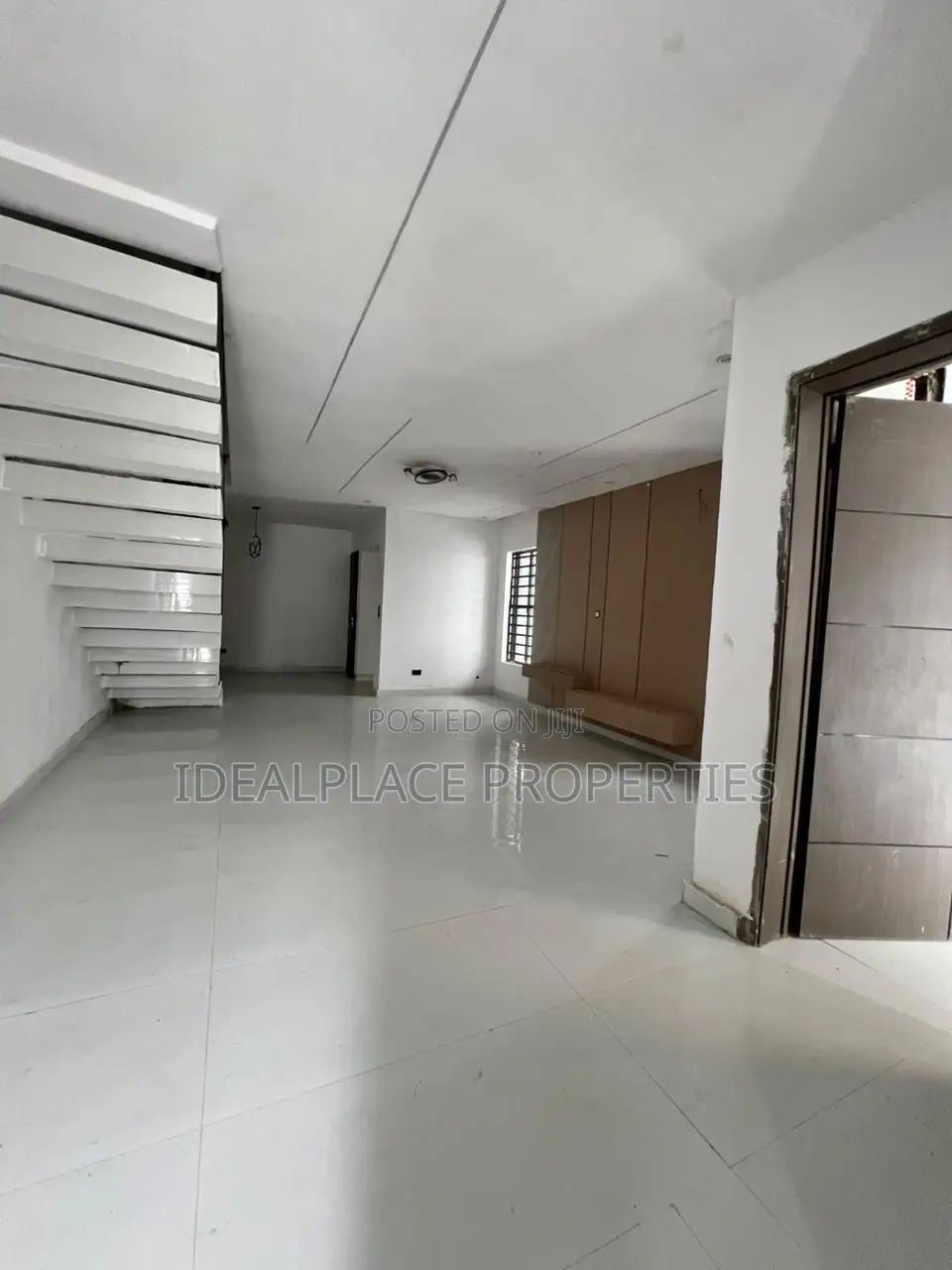 3bdrm Duplex in Ajah for sale