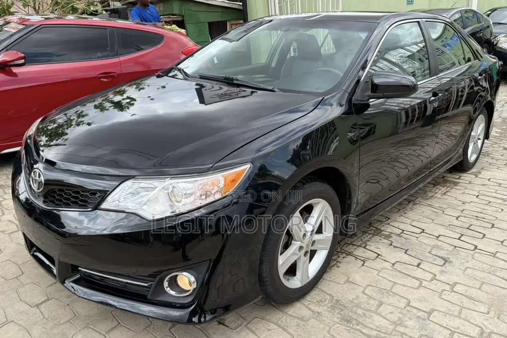 Toyota Camry SE Limited Edition 4dr Sedan (2.5L 4cyl 6A) 2012 Black