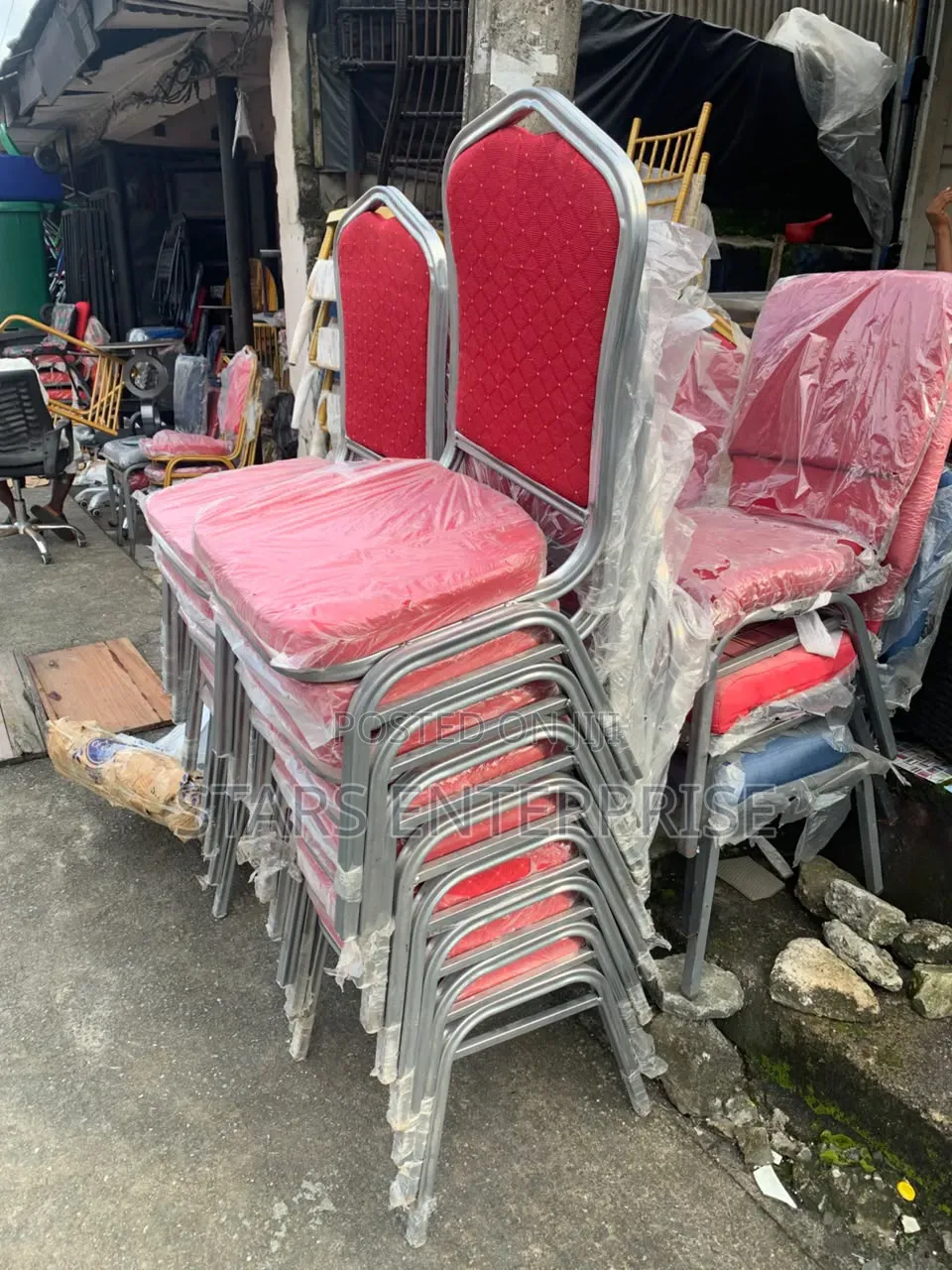 Event Chair / Big Silver Leg Bouquet Chair