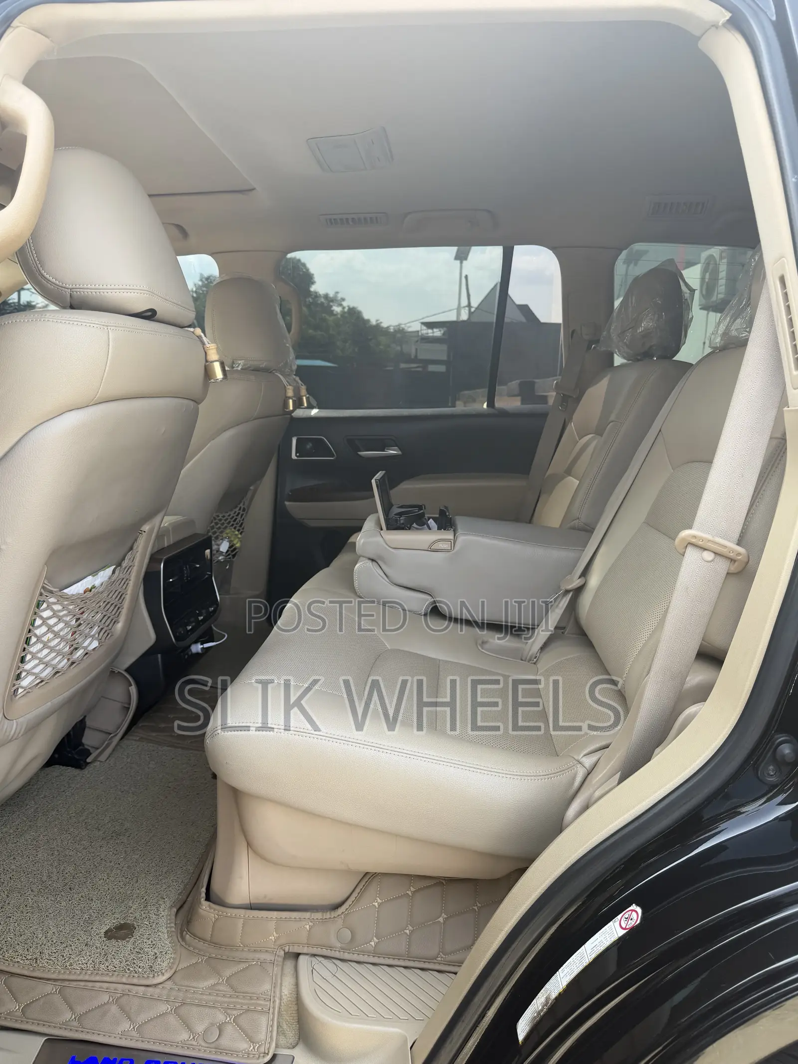Toyota Land Cruiser 4.5 V8 VXR 2013 Black