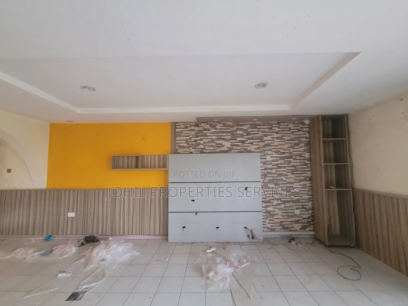 3bdrm Block of Flats in Zone 5 / Wuse for rent