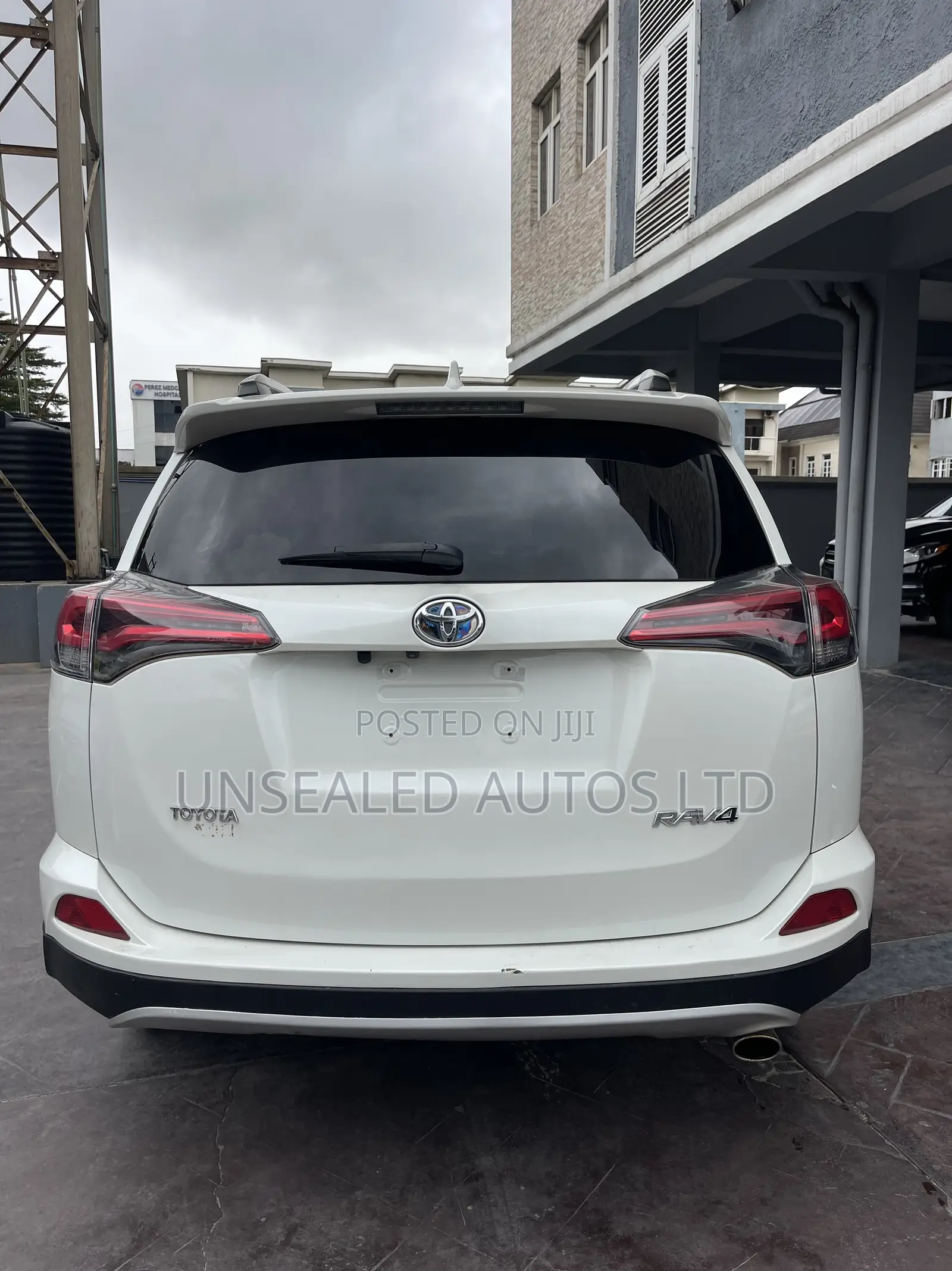 Toyota RAV4 2018 White