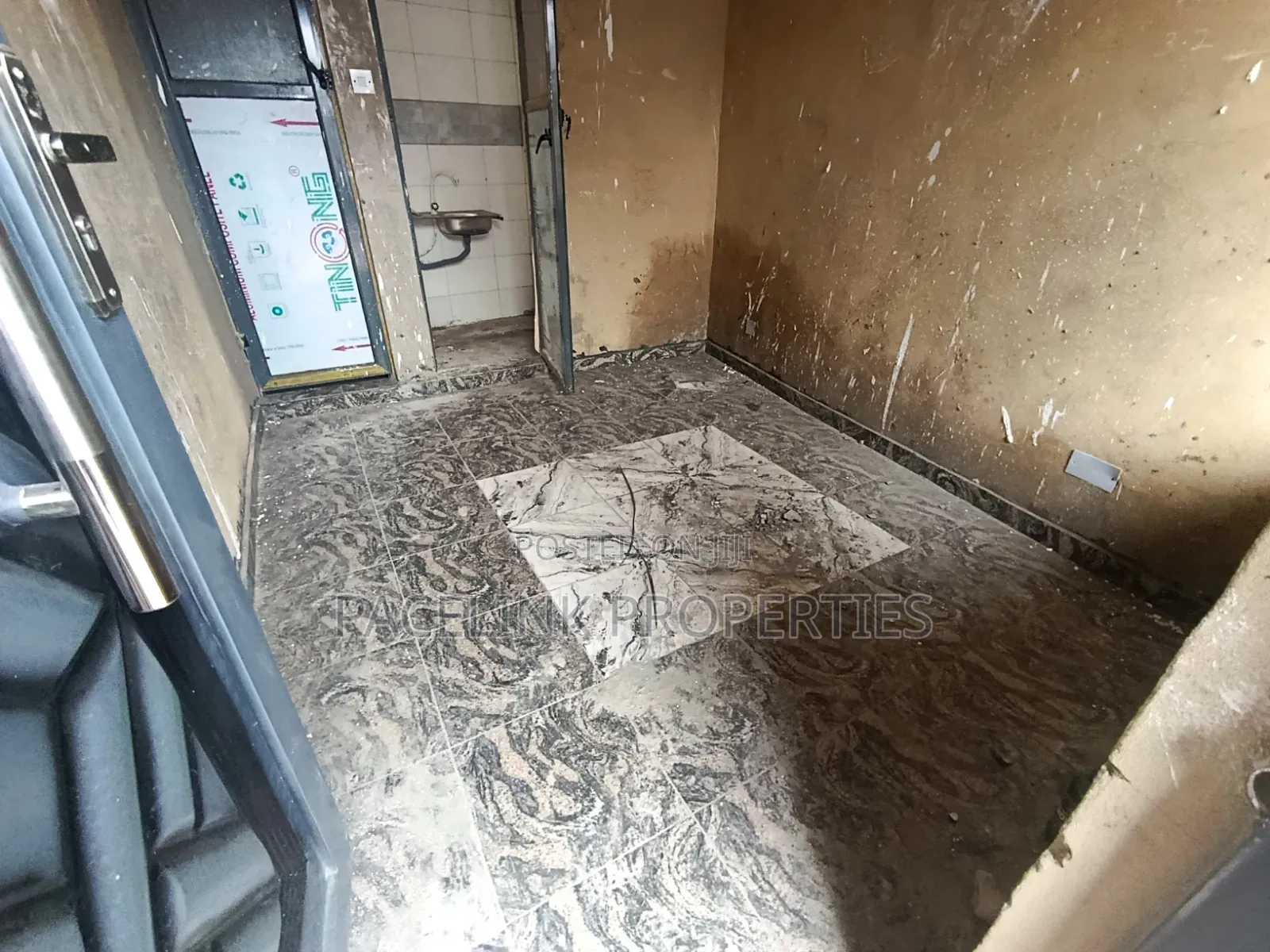 1bdrm Room & Parlour in Ayobo for rent