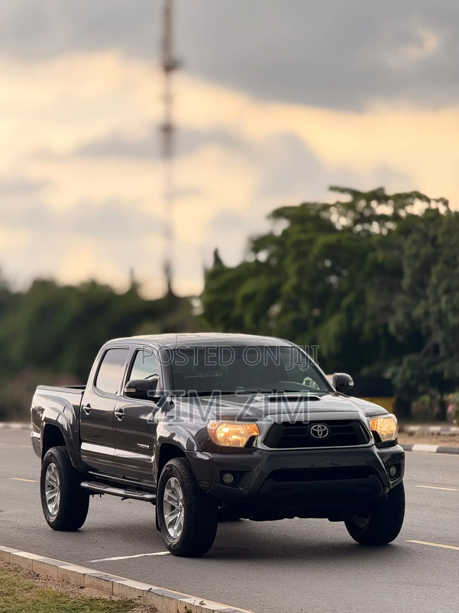 Toyota Tacoma Double Cab 4x2 PreRunner Long Bed 4.0L V6 5-Speed Auto