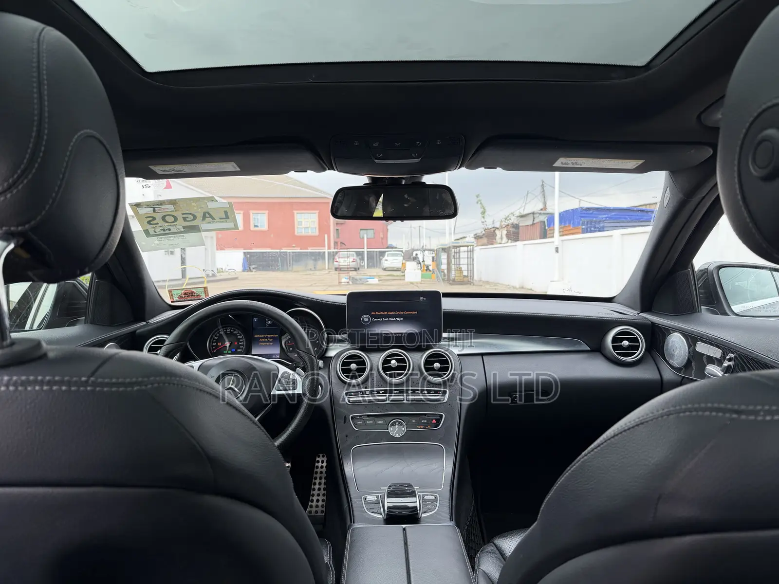 Mercedes-Benz C300 Luxury 4dr AWD 4Matic Sedan (2.0L 4cyl 7A) 2015