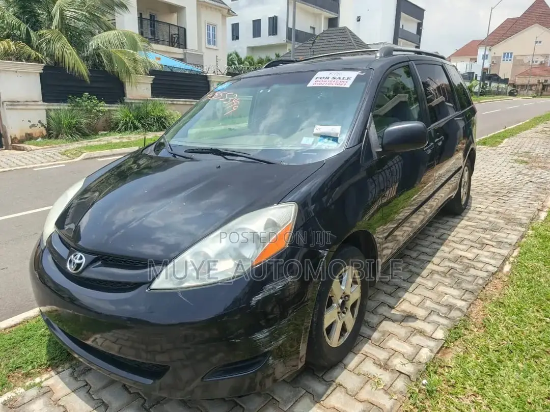 Toyota Sienna LE 2008 Green