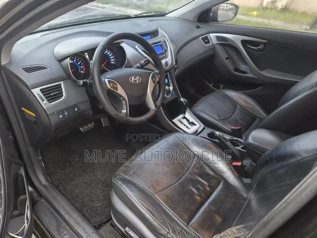 Hyundai Elantra Limited 2011 Black