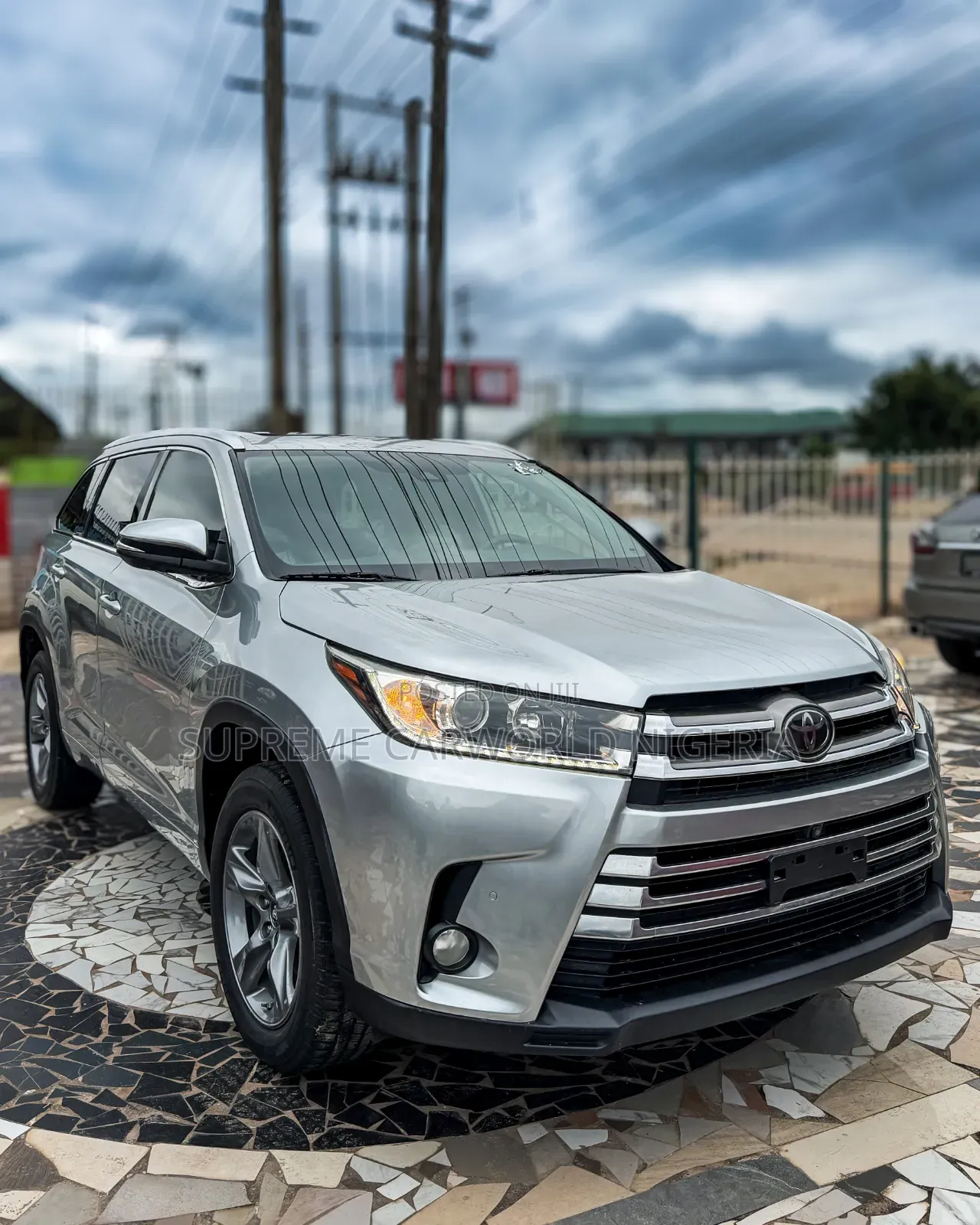 Toyota Highlander Limited Platinum 4x4 V6 (3.5L 6cyl 8A) 2018 Silver