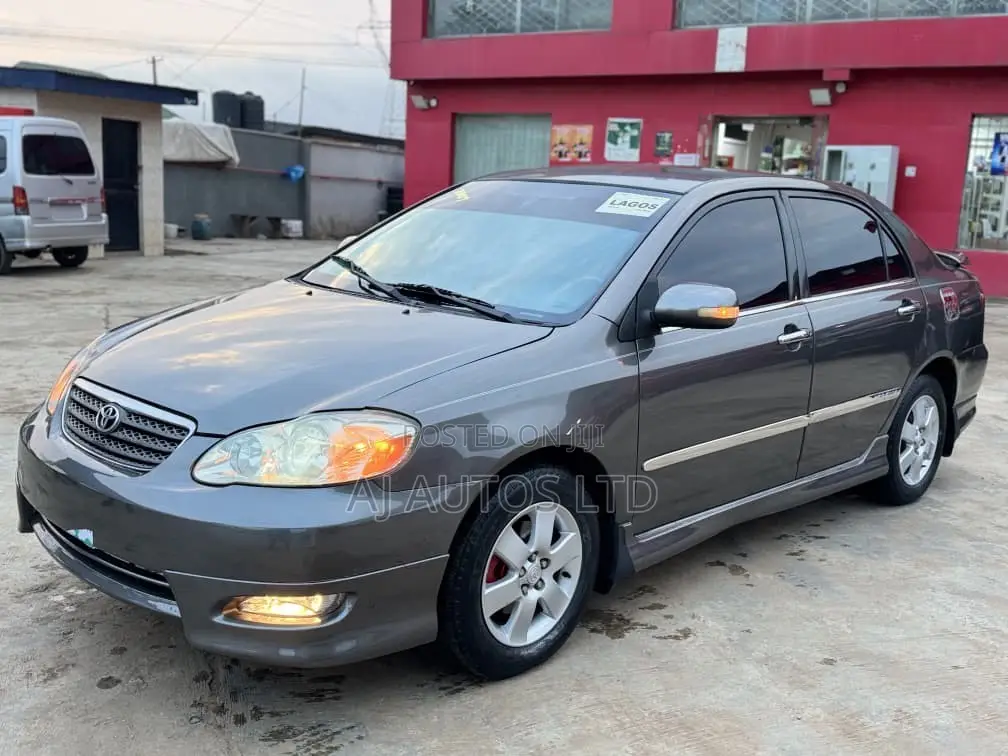 Toyota Corolla 2007 Gray