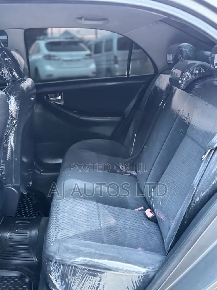 Toyota Corolla 2007 Gray