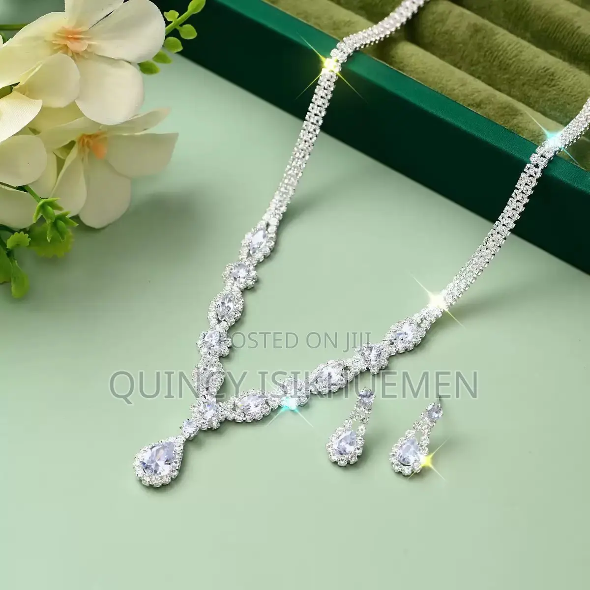 Unique Bridal Necklace for Court Marriage or White Wedding