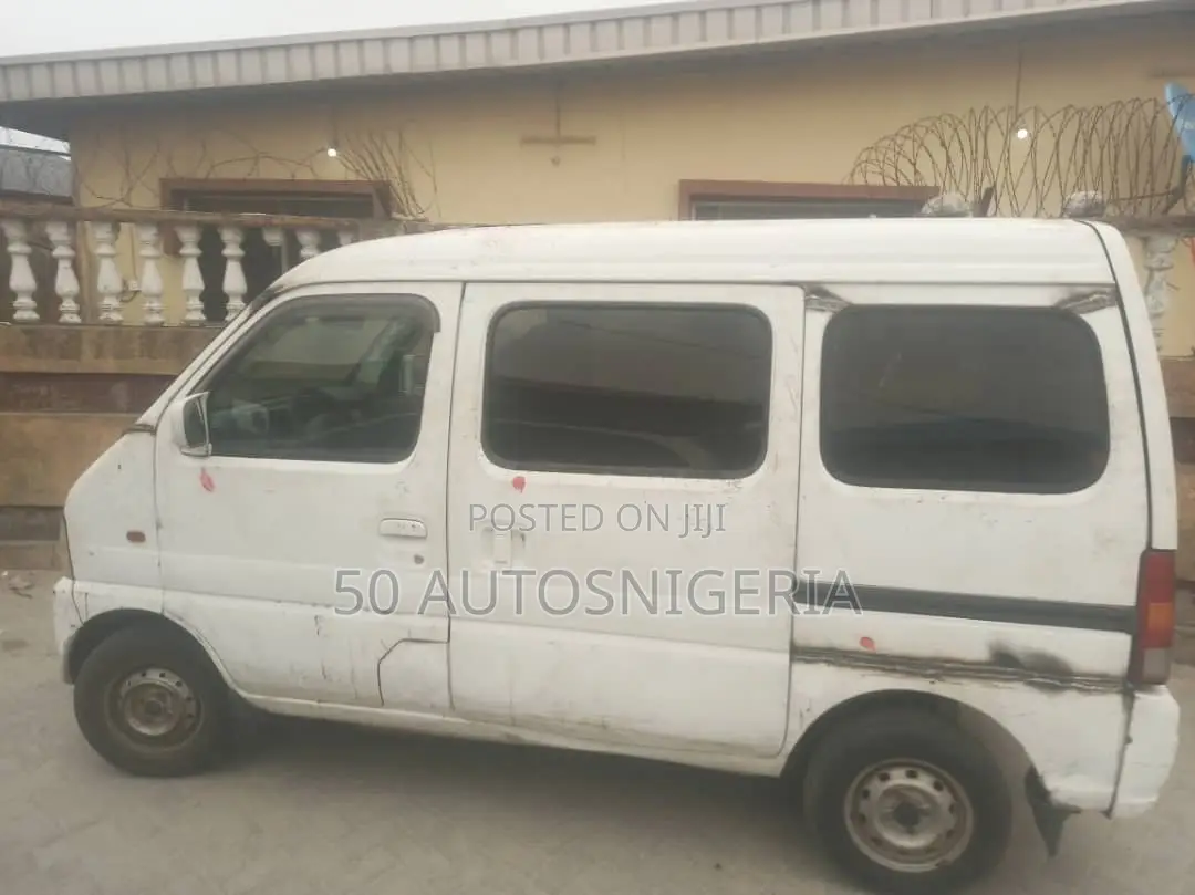Suzuki Every 2004 White