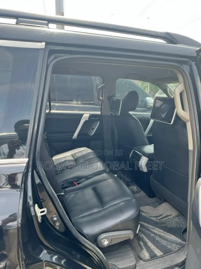 Toyota Prado for Rent in PHC