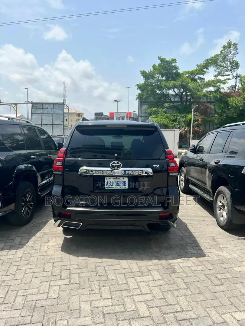 Toyota Prado for Rent in PHC