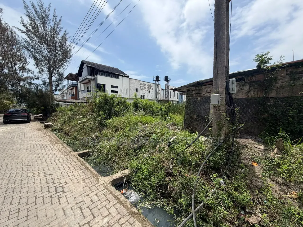 Megamond Estate. Size 800 Square Meter 520million