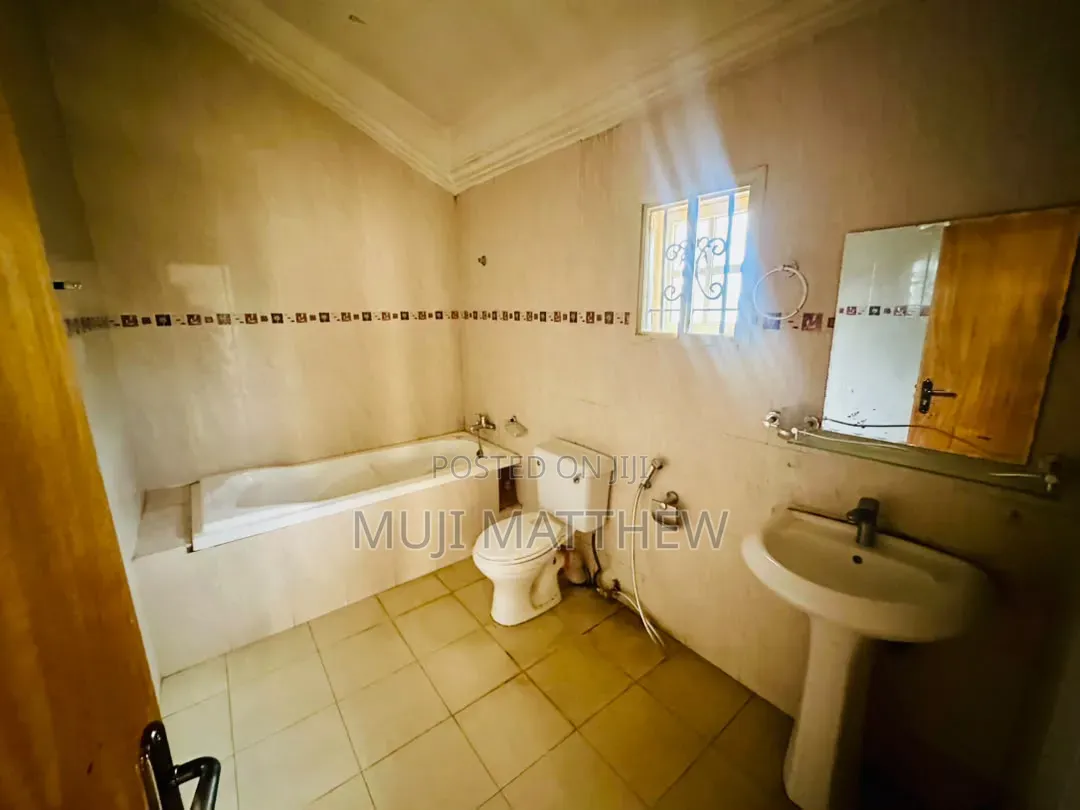 4bdrm Duplex in Wuse 2 for rent