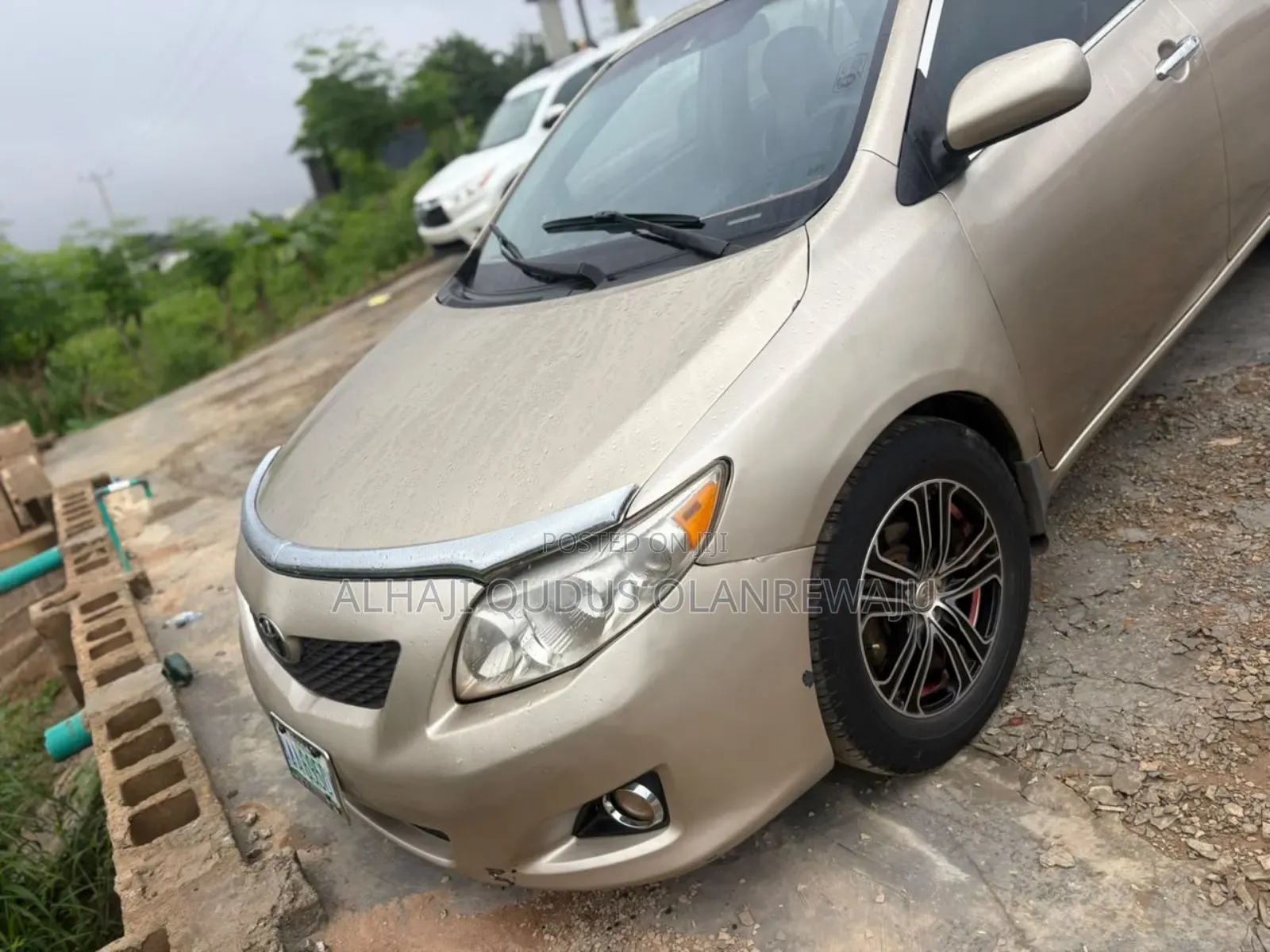 Toyota Corolla LE 4dr Sedan (1.8L 4cyl 4A) 2010 Brown