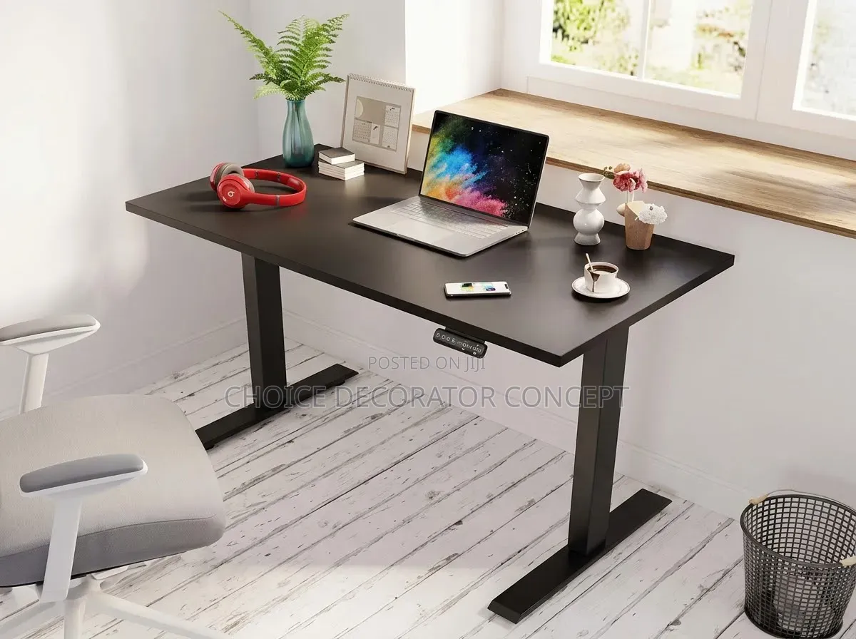 Electric Adjustable Standing Desk(Black)